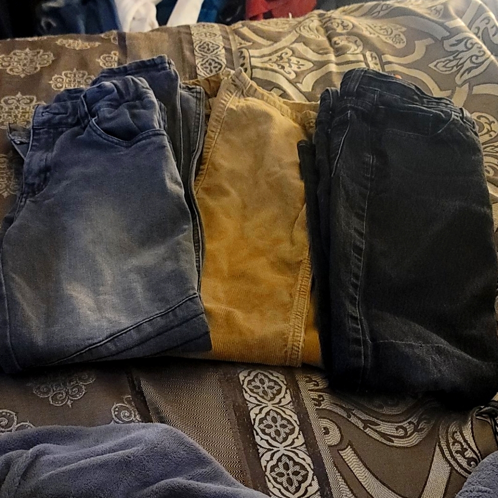 Bundle of boys Jeans